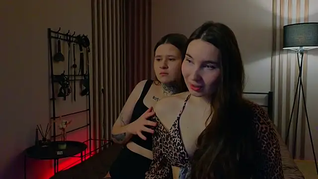 domDani subMay online show from March 3, 3:52 am