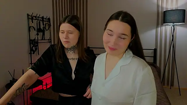 domDani subMay online show from March 16, 10:44 am