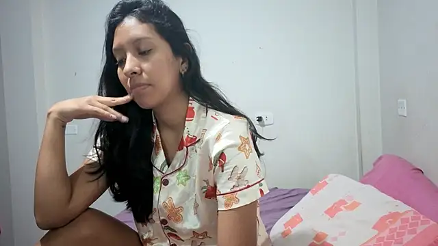 Snapshot of melody2429 chatting on May 21, 3:41 pm melody2429 online show from May 21, 3:41 pm