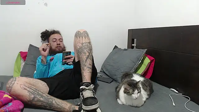 Snapshot of Nanna_and_Balder chatting on February 10, 1:14 am Nanna and Balder online show from February 10, 1:14 am