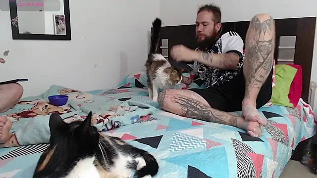 Snapshot of Nanna_and_Balder chatting on March 15, 10:11 pm Nanna and Balder online show from March 15, 10:11 pm