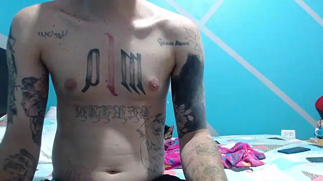 Snapshot of Nanna_and_Balder chatting on October 26, 3:12 am Nanna and Balder online show from October 26, 3:12 am