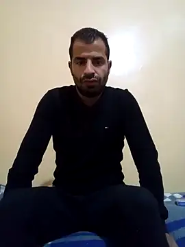 Snapshot of Bisex_activ19 chatting on December 7, 7:38 am Bisex activ19 online show from December 7, 7:38 am
