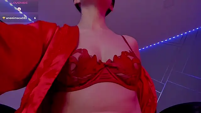 Ich Bin Julia online show from February 1, 6:40 pm