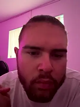 Snapshot of Comfortable_Bite chatting on October 28, 12:36 am Comfortable Bite online show from October 28, 12:36 am