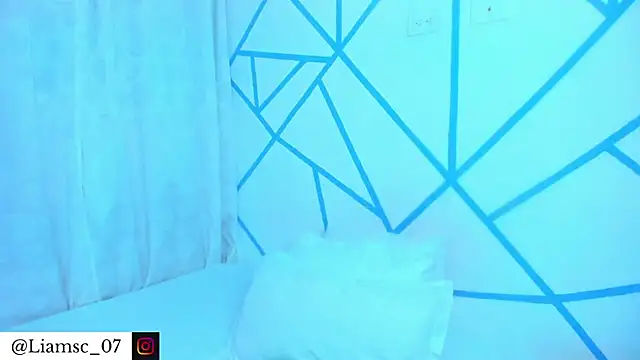 liam scott77 online show from April 10, 10:14 pm