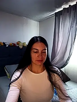 renata hot1 online show from April 17, 1:14 pm