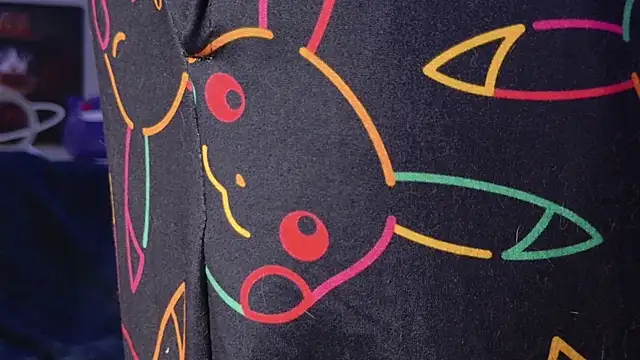 Snapshot of BlueEyedTallGuy94 chatting on October 29, 12:57 am BlueEyedTallGuy94 online show from October 29, 12:57 am