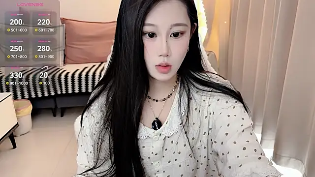 Snapshot of QQ-tutu chatting on April 5, 2:53 am QQ-tutu online show from April 5, 2:53 am