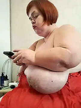 Snapshot of MIDGET-TITS chatting on January 31, 9:37 am MIDGET-TITS online show from January 31, 9:37 am