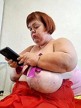 Snapshot of MIDGET-TITS chatting on October 25, 8:00 am MIDGET-TITS online show from October 25, 8:00 am