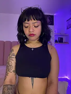 Snapshot of Ashley_Chriss chatting on March 22, 3:09 am Ashley Chriss online show from March 22, 3:09 am