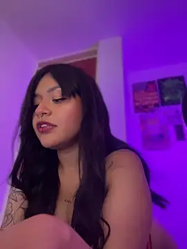 Snapshot of Ashley_Chriss chatting on June 10, 3:29 am Ashley Chriss online show from June 10, 3:29 am