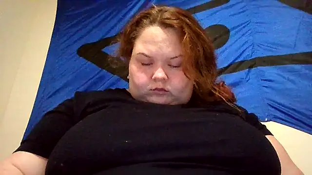 Snapshot of _GodessIsabella_97 chatting on January 19, 1:33 pm GodessIsabella 97 online show from January 19, 1:33 pm