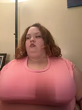 Snapshot of _GodessIsabella_97 chatting on February 7, 1:58 am GodessIsabella 97 online show from February 7, 1:58 am