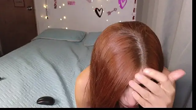 Snapshot of hikary_hall chatting on March 8, 9:06 am hikary hall online show from March 8, 9:06 am