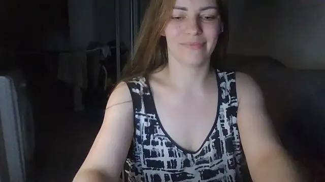 Snapshot of AnnaDiamond1 chatting on June 26, 10:14 pm AnnaDiamond1 online show from June 26, 10:14 pm