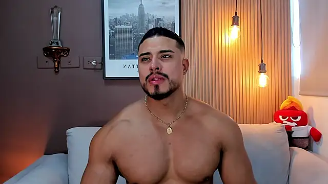 Snapshot of ApoloMakris chatting on September 29, 7:51 pm ApoloMakris online show from September 29, 7:51 pm