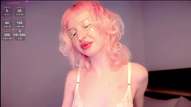 LinaEvans online show from February 3, 6:02 pm