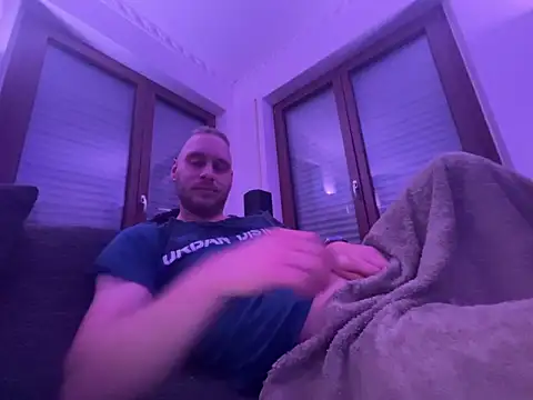 Zitus888 online show from February 23, 10:51 pm