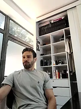 Snapshot of prince-roludo chatting on September 28, 1:38 pm prince-roludo online show from September 28, 1:38 pm