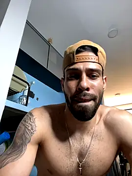 Snapshot of prince-roludo chatting on October 4, 4:27 pm prince-roludo online show from October 4, 4:27 pm