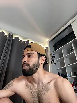 Snapshot of prince-roludo chatting on March 1, 2:52 pm prince-roludo online show from March 1, 2:52 pm
