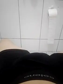 Snapshot of Kalinpauzudo chatting on July 24, 12:52 am Kalinpauzudo online show from July 24, 12:52 am