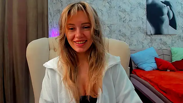 foxy blond online show from March 26, 12:28 am