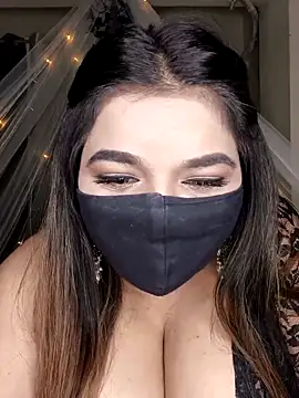 Snapshot of Bold-Cat chatting on February 11, 5:29 pm Bold-Cat online show from February 11, 5:29 pm