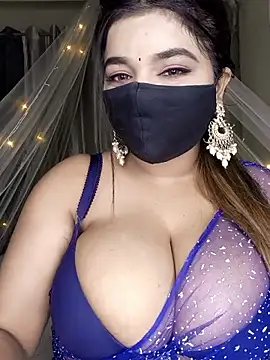 Snapshot of Bold-Cat chatting on February 25, 5:44 pm Bold-Cat online show from February 25, 5:44 pm