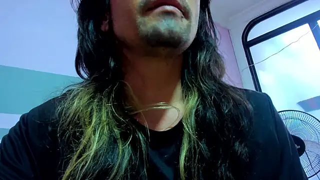 Snapshot of Dandrade789 chatting on October 22, 8:30 pm Dandrade789 online show from October 22, 8:30 pm