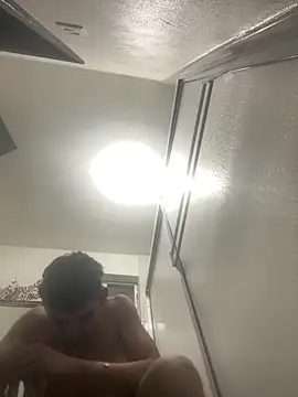 Snapshot of kevinsito1 chatting on December 19, 5:25 am kevinsito1 online show from December 19, 5:25 am