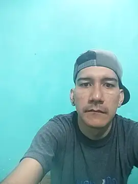 Snapshot of Carlos220493 chatting on October 28, 9:50 pm Carlos220493 online show from October 28, 9:50 pm