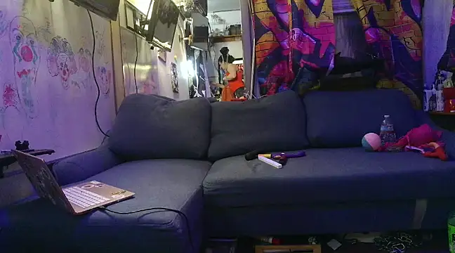 KRYZTALYNXXX online show from February 13, 11:04 pm