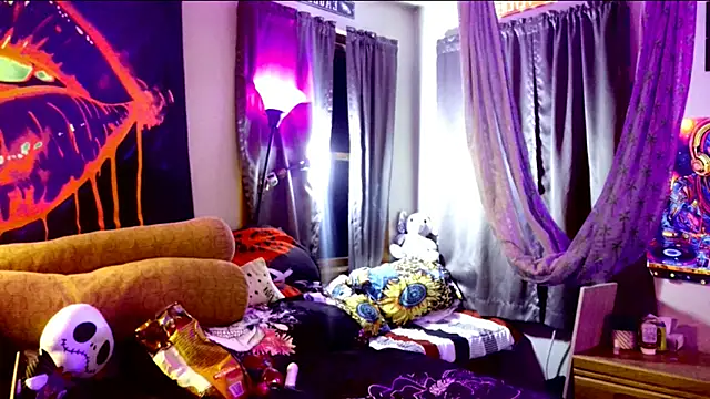 KRYZTALYNXXX online show from February 20, 7:45 am