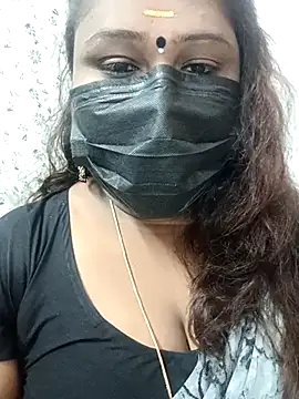 Snapshot of simran21 chatting on February 23, 2:04 pm simran21 online show from February 23, 2:04 pm