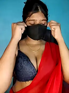 Snapshot of Sadika- chatting on December 2, 6:21 pm Sadika- online show from December 2, 6:21 pm