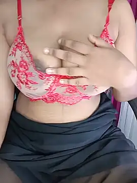 Snapshot of Sadika- chatting on July 7, 1:59 pm Sadika- online show from July 7, 1:59 pm