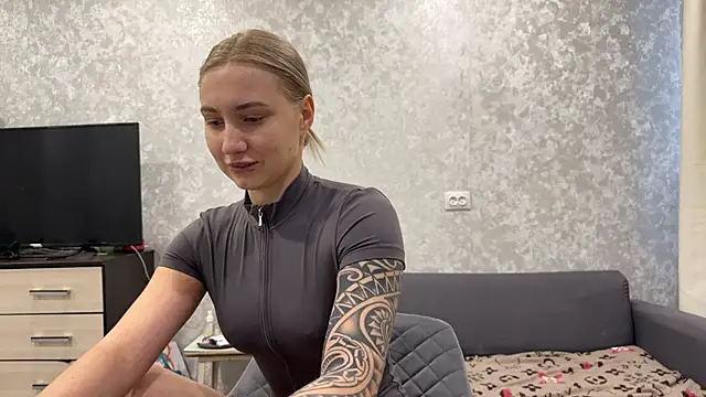 AnneBall online show from February 28, 1:36 pm