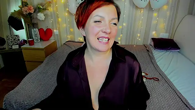 Katherine Fox online show from February 15, 10:42 pm