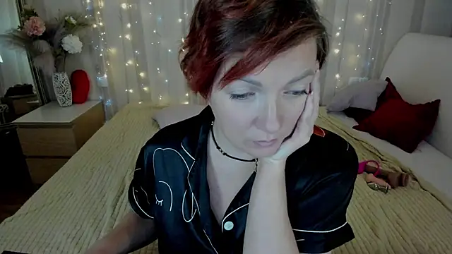 Katherine Fox online show from March 15, 11:19 am