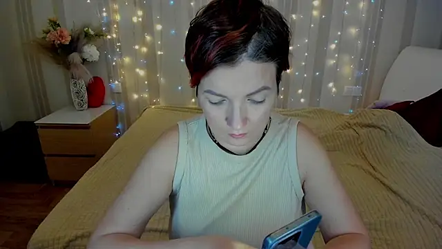Katherine Fox online show from March 21, 8:17 am