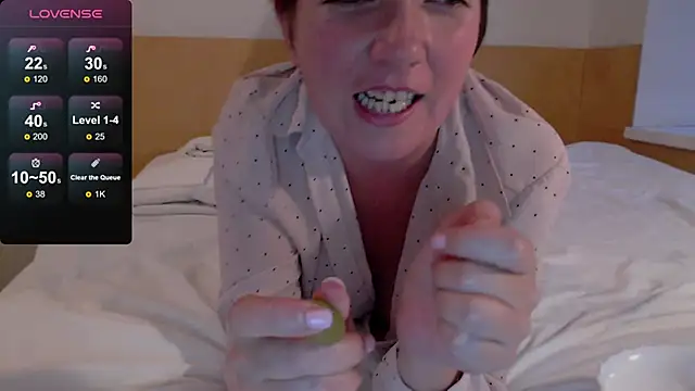 Katherine Fox online show from September 20, 3:46 pm