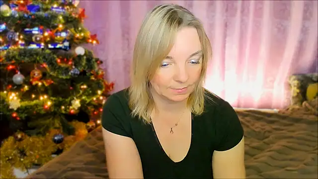 Regina  blue online show from December 19, 3:52 pm