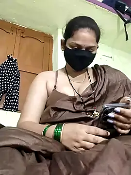 Snapshot of Kashish_18 chatting on April 20, 12:08 pm Kashish 18 online show from April 20, 12:08 pm