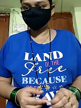 Snapshot of Kashish_18 chatting on May 7, 6:52 am Kashish 18 online show from May 7, 6:52 am