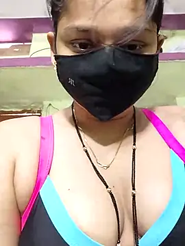 Snapshot of Kashish_18 chatting on June 11, 6:44 am Kashish 18 online show from June 11, 6:44 am