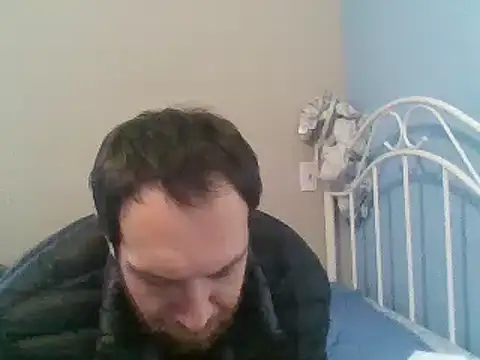 Snapshot of SmokingSloth chatting on January 18, 3:59 pm SmokingSloth online show from January 18, 3:59 pm