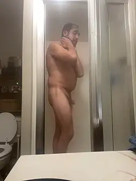 Snapshot of SmokingSloth chatting on January 19, 5:05 am SmokingSloth online show from January 19, 5:05 am